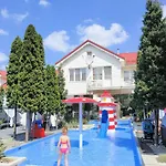 酒店spa Faltom格丁尼亚鲁米亚 4*