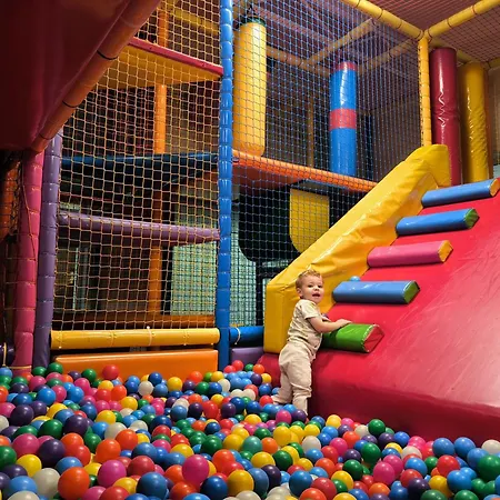 Faltom Gdynia Szálloda Rumia