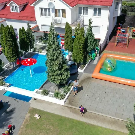 Faltom Gdynia 4*
